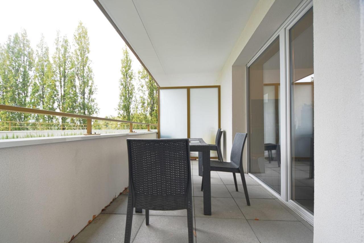 Beautiful Bright With Terrace Apartment Lyon
